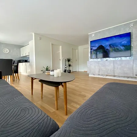 Experience A Cozy Getaway Near Pulpit Rock - B Unit Apartment