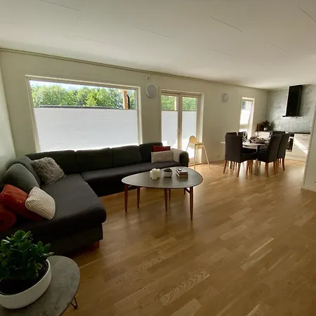 Apartment Experience A Cozy Getaway Near Pulpit Rock - B Unit Jorpeland